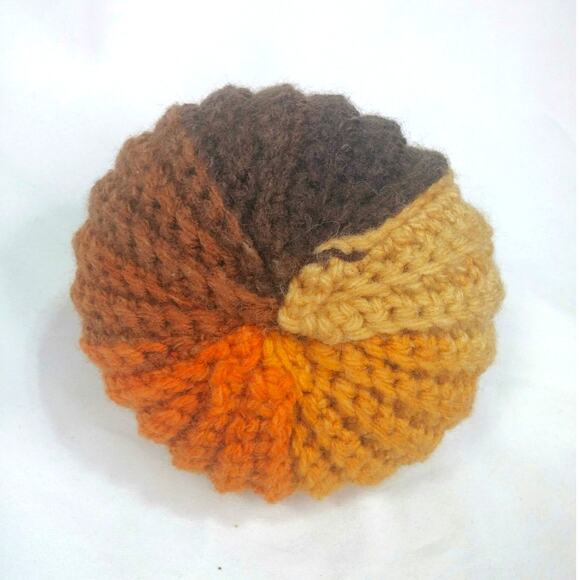 Hand Crafted Stuffed Crochet Pumpkin Fall Colors Medium Sz Home Decor Seasonal - Picture 7 of 8